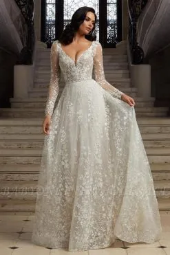 Chic Long Sleeves White Floral Lace Wedding Dress Aline Garden Bridal Dress