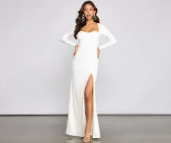 Windsor. Kayla Long Sleeve Lace-Up Back Formal Dress