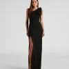 Windsor. Star Formal One Shoulder Mermaid Dress
