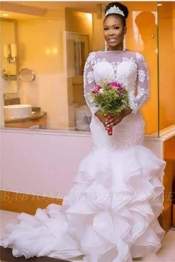 Elegant Jewel Long-Sleeves Tulle Lace Long Wedding Dress With Court Train