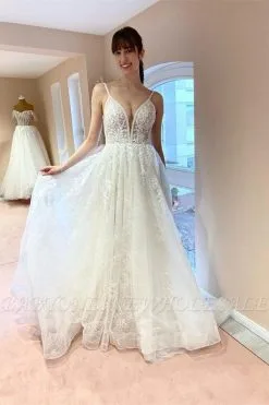 Charming Floor Length Spaghetti Straps Sleeveless A Line Lace Tulle Wedding Dress With Applique
