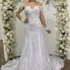 Elegant Long Sleeves Floral Tulle White Bridal Dress