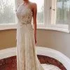 Affordable Sleeveless Wedding Dress Floral Lace A-line Bridal Dress