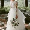 Charming White Floral Lace Wedding Dress Tulle Long Sleeve Garden Bridal Dress