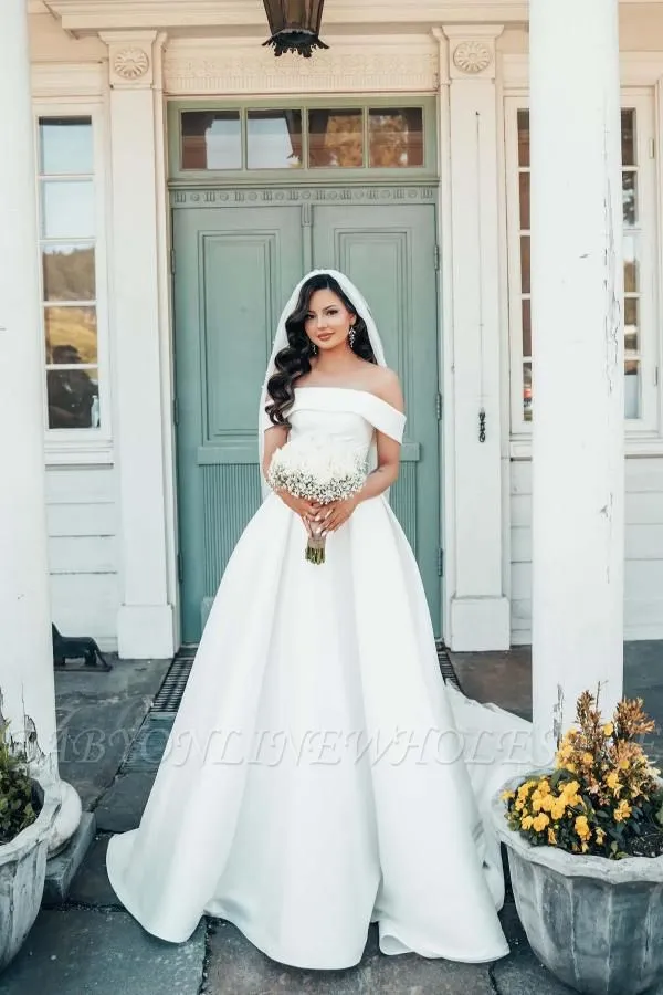Gorgeous Off The Shoulder White Ball Gown Princess Wedding Dress