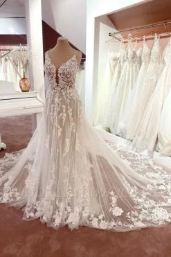 Boho Deep V-Neck Sleeveless Floral Lace Mermaid Wedding Dress Tulle Appliques