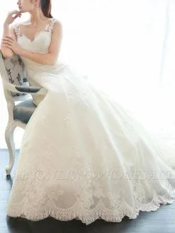 Court Train A-Line Lace V-neck Applique Sleeveless Wedding Dresses