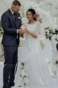 Elegant White Halt Sleeves Tulle ALine Princess Wedding Dress