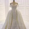 Sweetheart Lace Appliques Off-the-Shoulder Detachable Train Wedding Dress