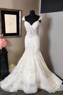 Stunning Mermaid Slim Wedding Gown Cap Sleeves Floral Lace Appliques