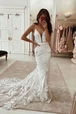 Sexy Spaghetti Strap Flowers Lace Appliques Wedding Dresses