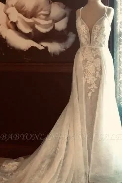 Elegant Double V-Neck Floral Lace Wedding Bridal Gowns Sweep Train