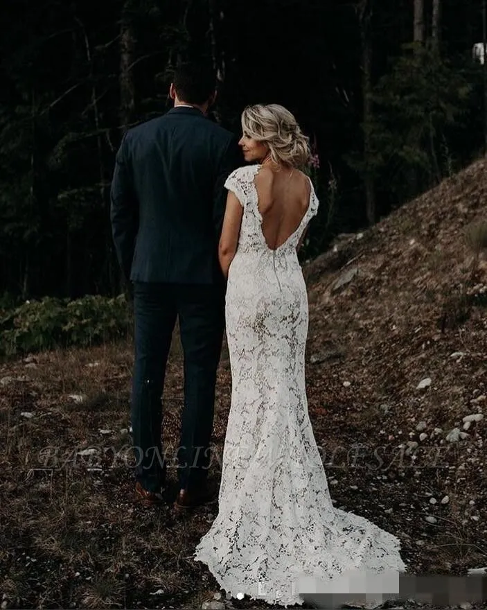 Keyhole Open Back Hot Beach Wedding Dress With Court Train - Image 4