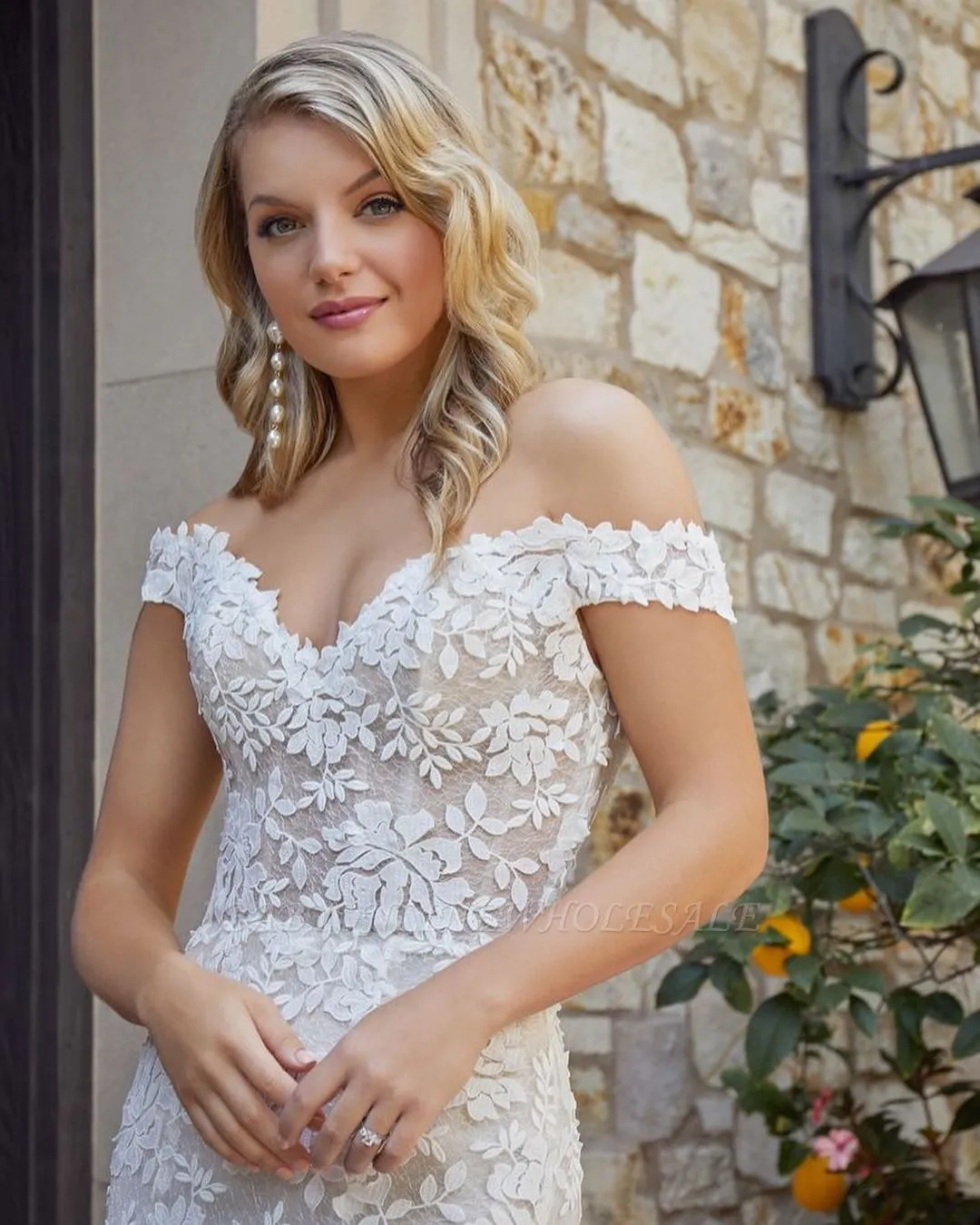 Charming Off Shoulder Floral Lace Mermaid Wedding Dress - Image 3