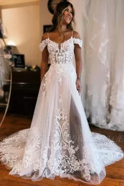 Charming A-Line Spaghetti Straps Chapel Wedding Dress