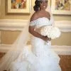 Elegant Off-the-Shoulder Appliques Sleeveless Mermaid Lace Wedding Dress