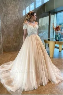 Off-the-Shoulder Sweetheart Tulle Aline Princess Wedding Dress
