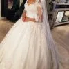 Stunning Off Shoulder V-Neck Tulle Lace Appliques Wedding Dress Aline Bridal Dress