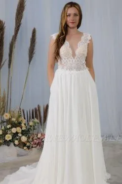 Elegant Sleeveless White Simple Chiffon Wedding Dress V-Neck AlineSoft Lace Bridal Dress