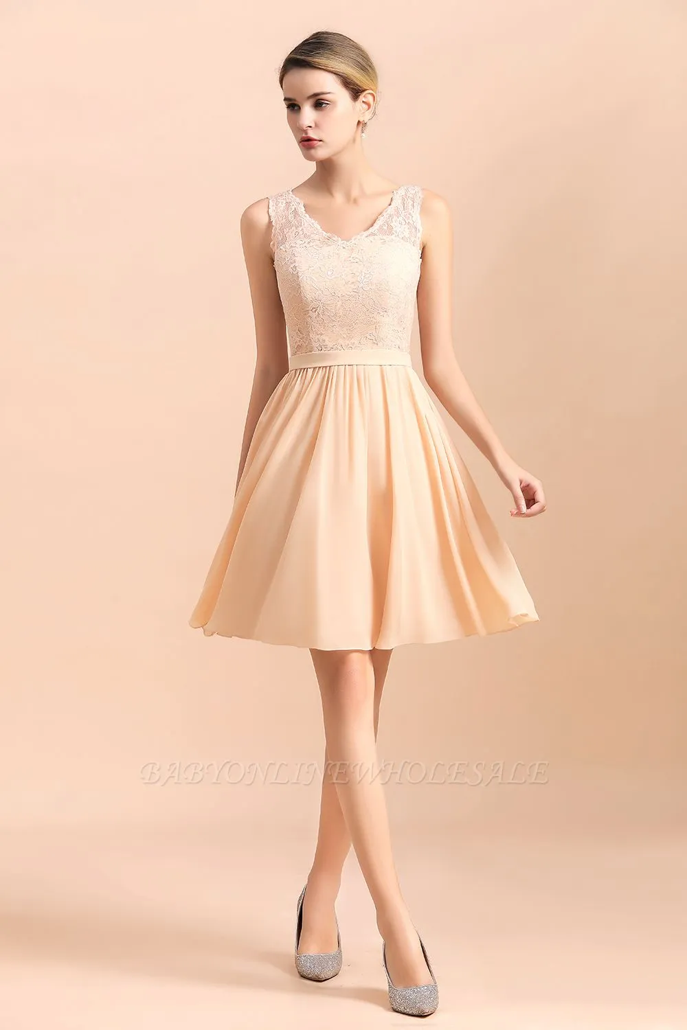 Cute Sleeveless Lace Knee Length Wedding Party Dress - Image 4