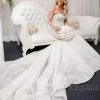 Romantic Sweetheart Mermaid Wedding Dress Lace Appliques Garden Bridal Gown With Sweep Train