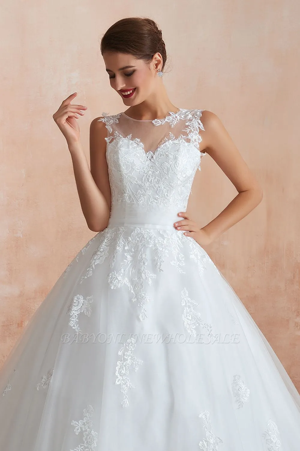 Cain | Illusion Neck White Wedding Dress With Exqusite Lace Appliques, Sleeveless V-back Bridal Gowns Online - Image 4