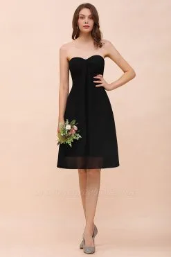 Sweetheart Black Short Wedding Party Dress Sleeveless Knee Length Bridesmaid Dress
